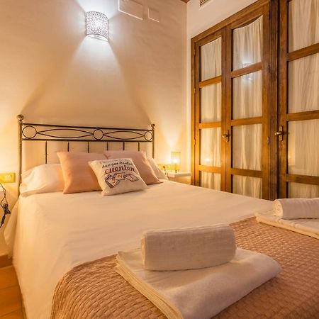 Apartamento Macarena Muralla Encantada Sevilla Exterior foto