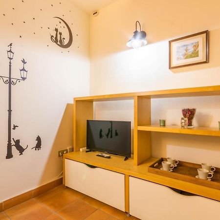 Apartamento Macarena Muralla Encantada Sevilla Exterior foto